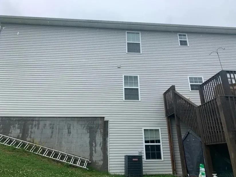 Vinyl Siding Soft Wash, Southern Shores, after cleaning by Top Shelf OBX
